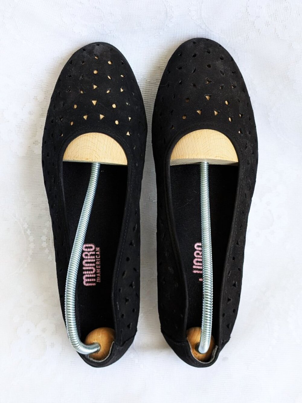 NEW Munro Aubrey Black Suede Leather Slip On Shoes Loafer Women Size 8 1/2 W